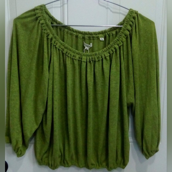Max Studio Tops - Max Studio Green Blouse Elegant Top